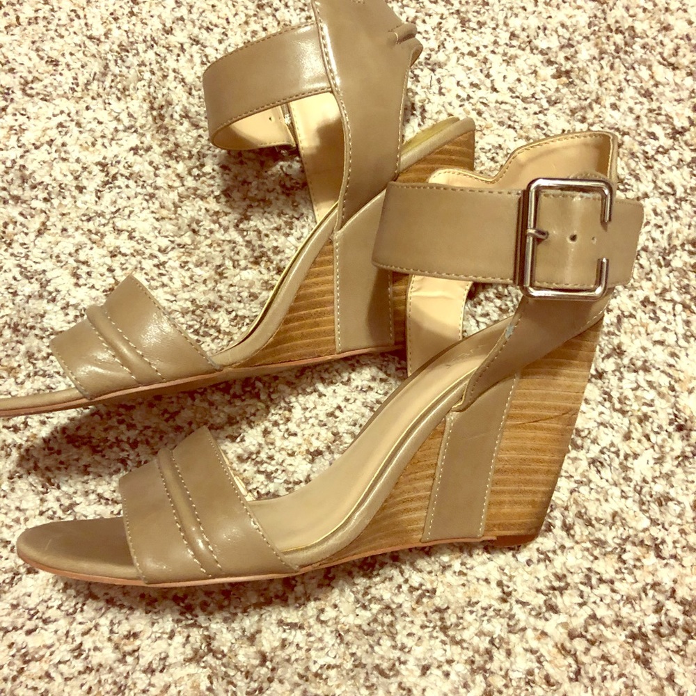 Wedge sandals. Nine West